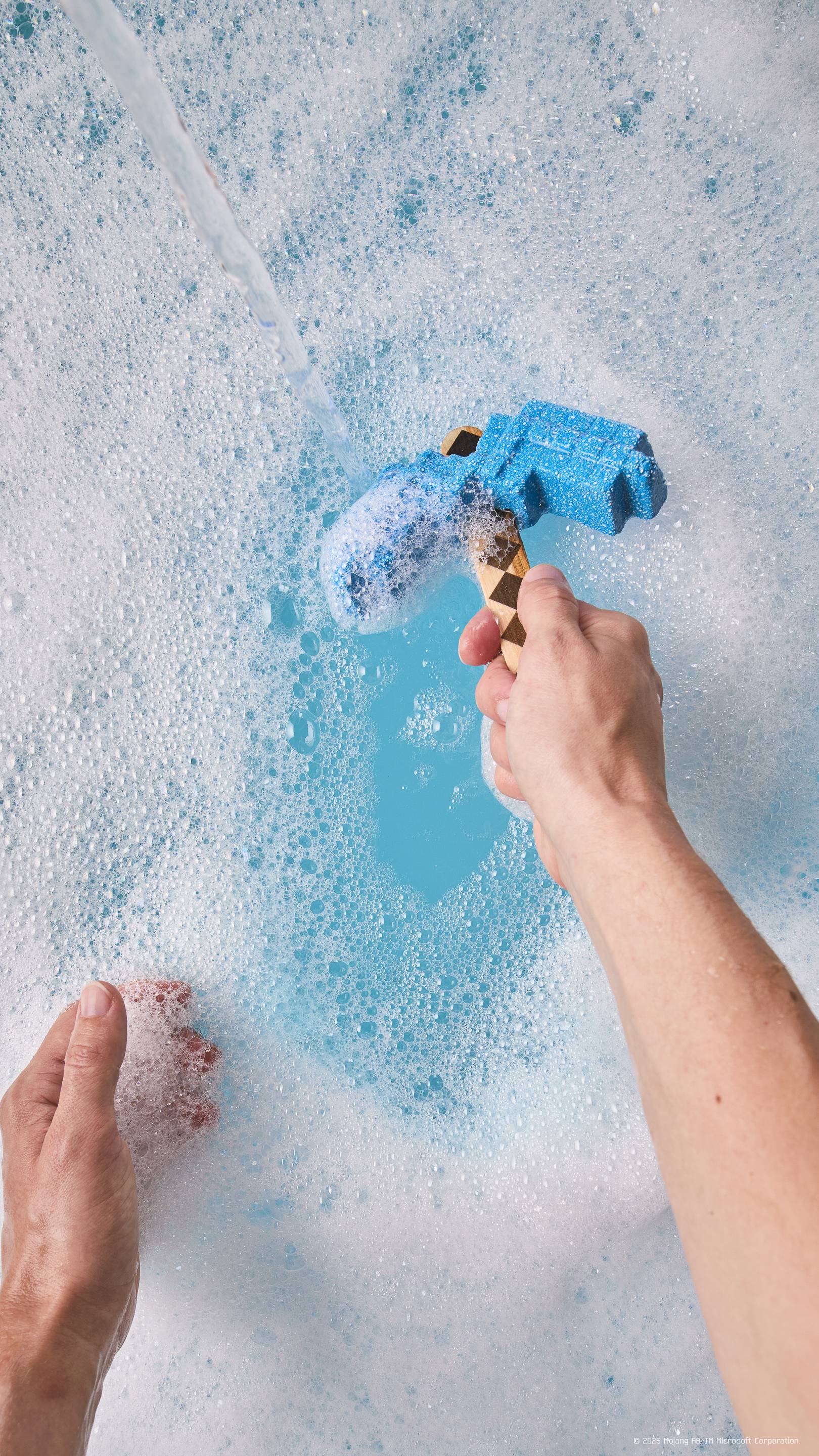 Diamond Pickaxe - 150g