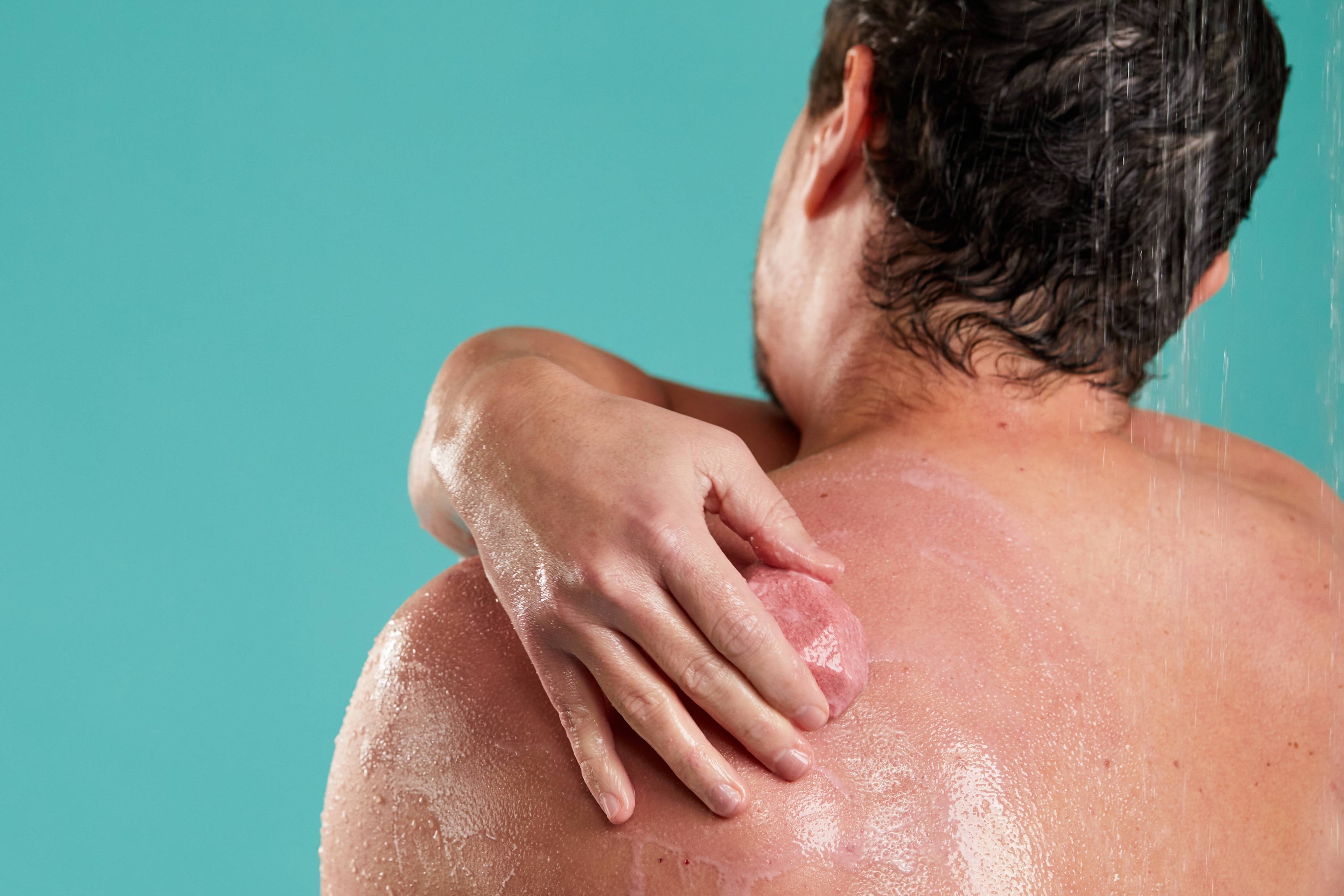 Himalayan Rock Salt Scrub with Strawberry & Ginger - 90g